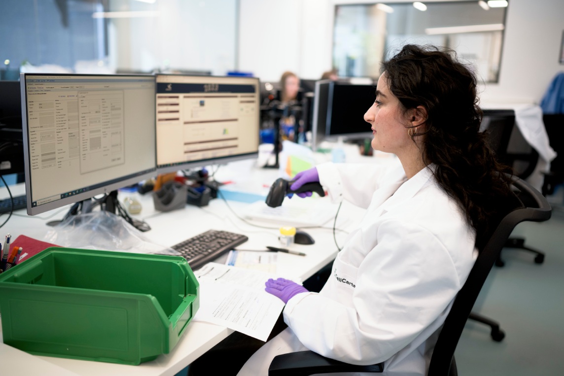 CellCarta real-time clinical sample tracking platform