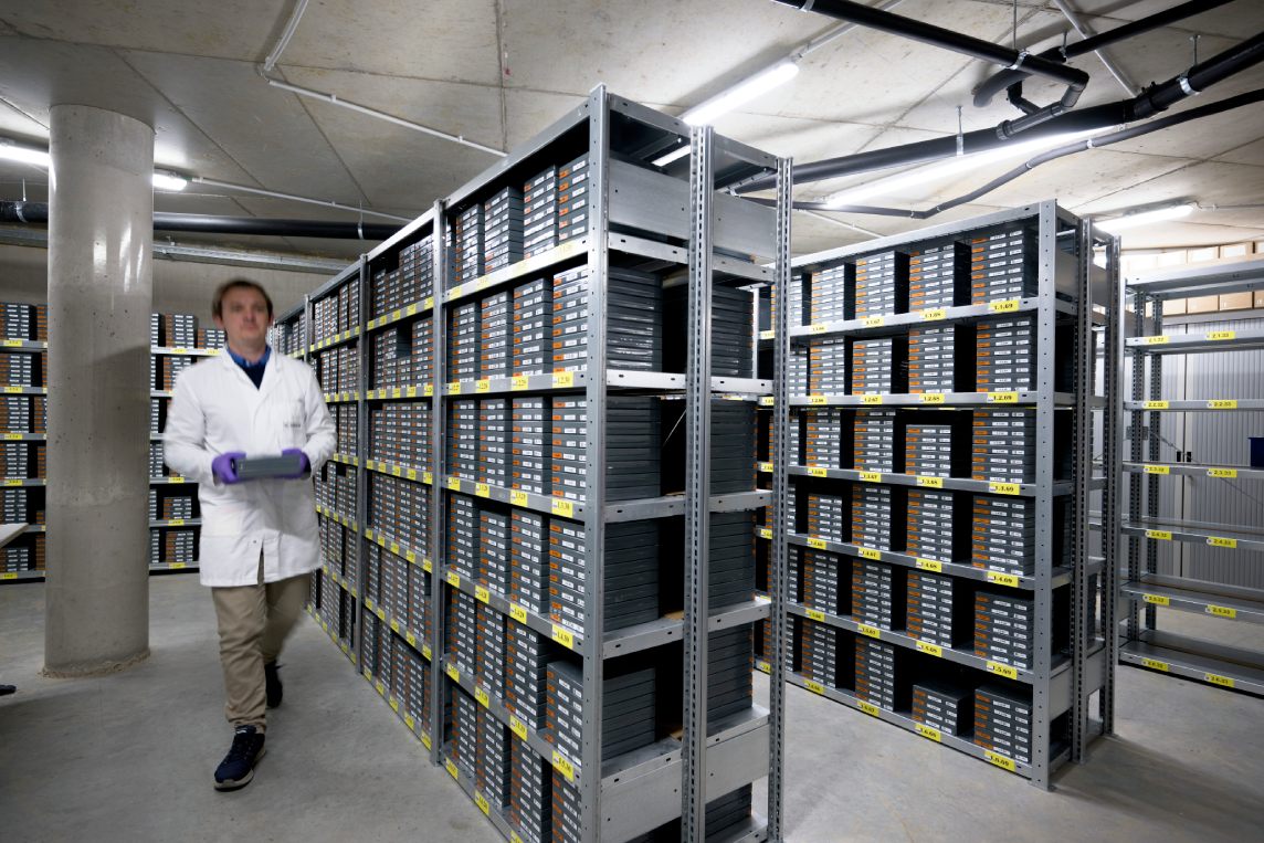 CellCarta clinical trial sample storage facility