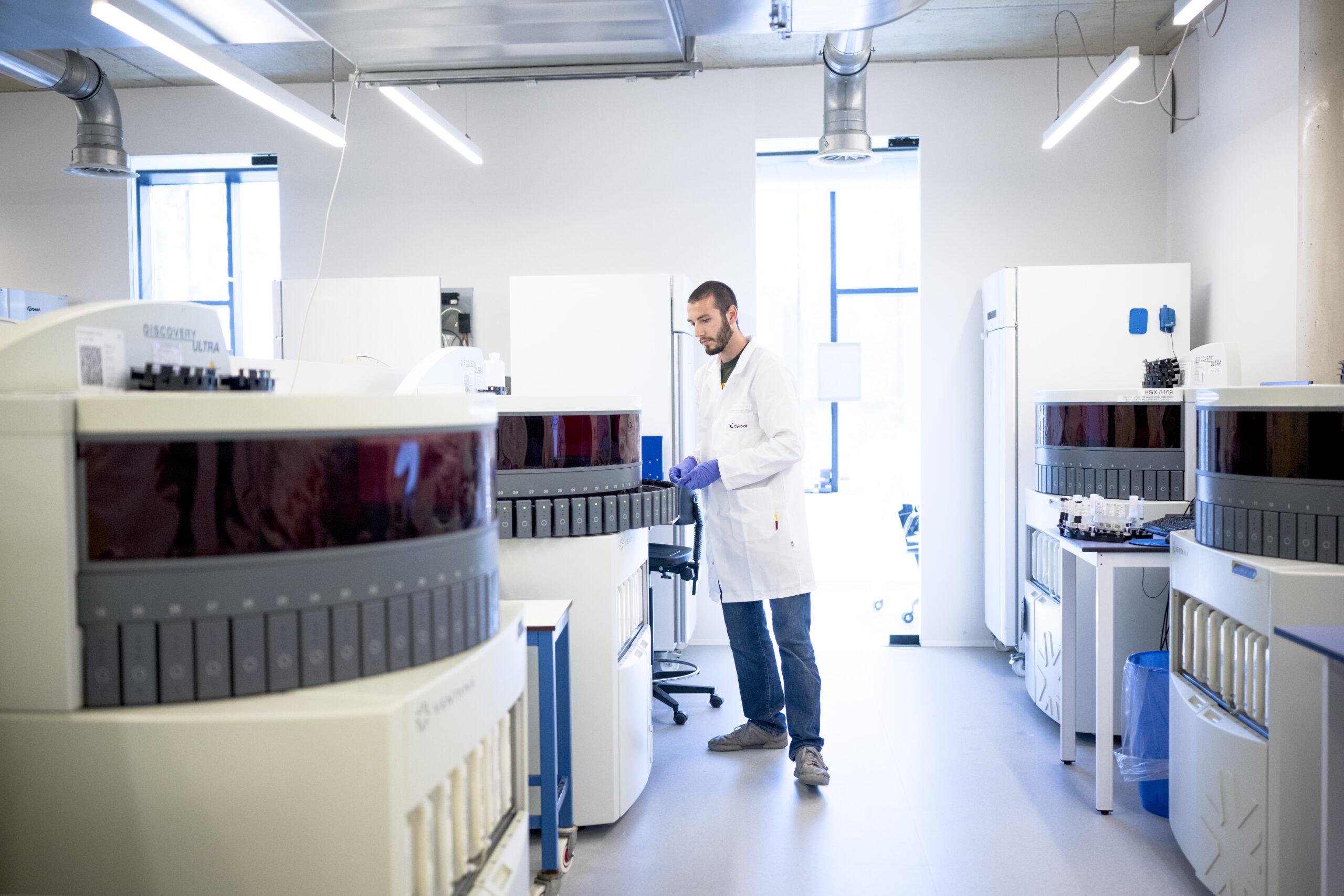 Clinical ISH assay deployment at CellCarta